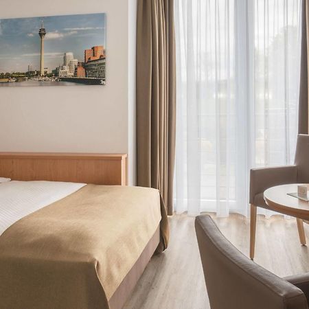 Hotel Chrisma 뒤셀도르프 외부 사진