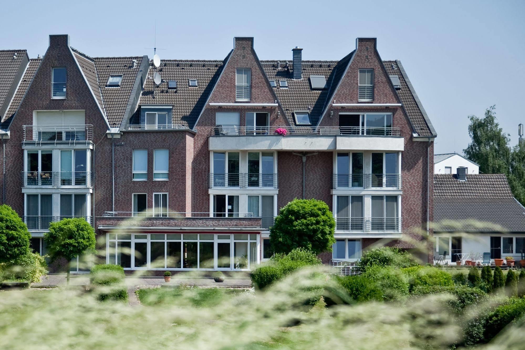 Hotel Chrisma 뒤셀도르프 외부 사진