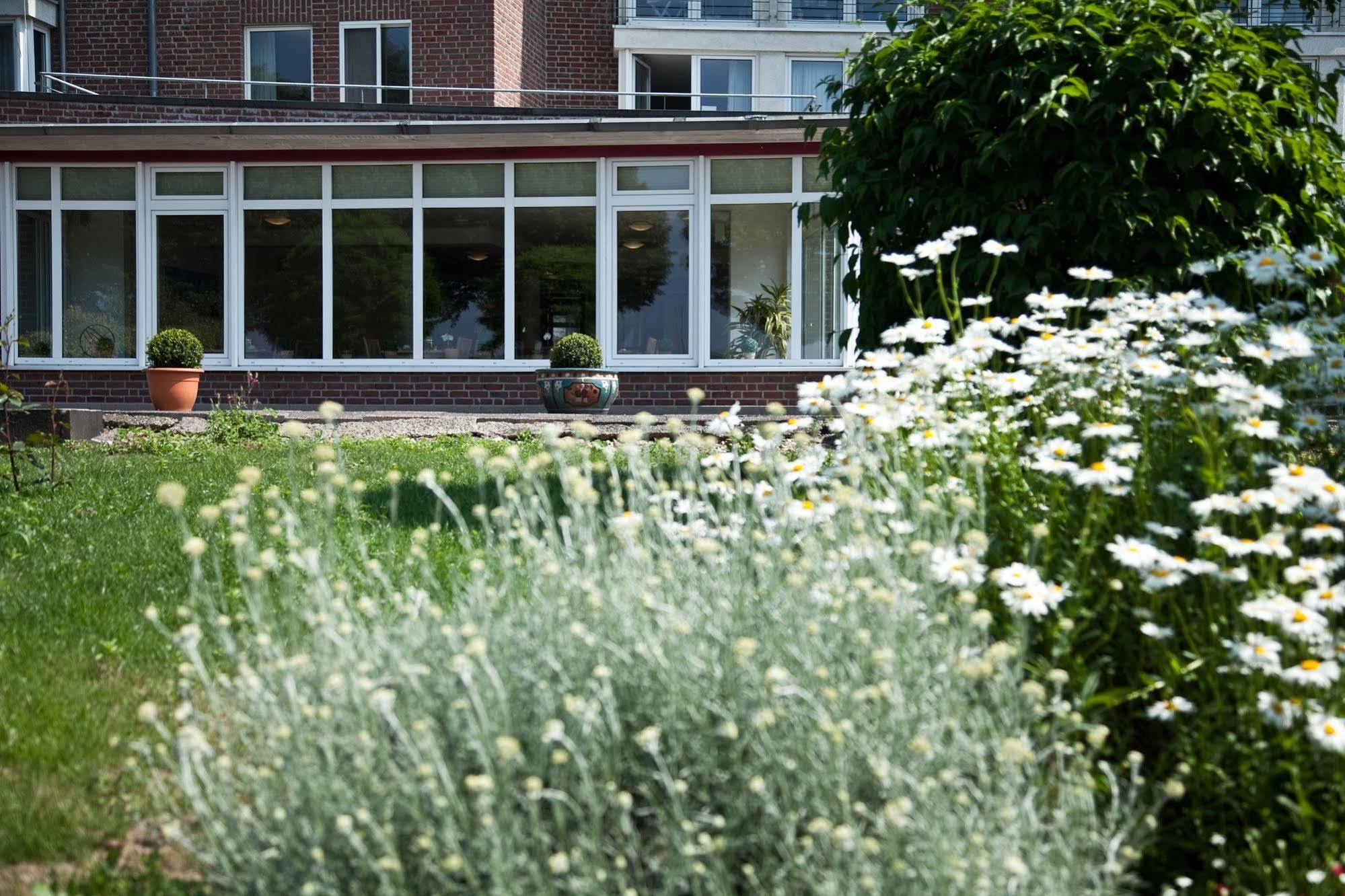 Hotel Chrisma 뒤셀도르프 외부 사진
